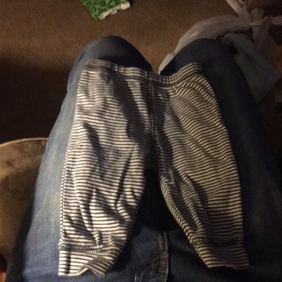 100%cotton and turtle print in the back 3months boy pants - Picture 2 of 2